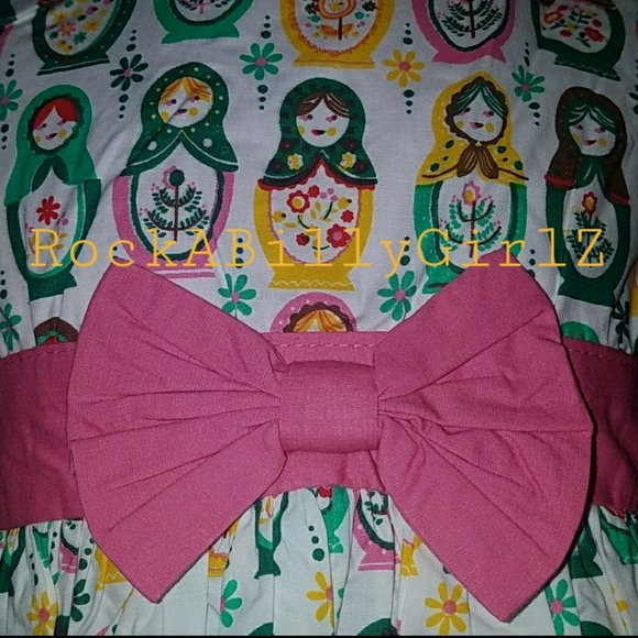 Tatyana Lil Russian Nesting Dolls Dress w Pink Bow Vintage Matryoshka Print - Picture 3 of 6